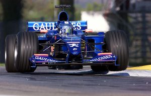 A pretty car; because the AP03 was so slow the spectators had plenty of time to marvel in its beauty.